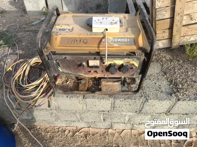 مولد كهرباء