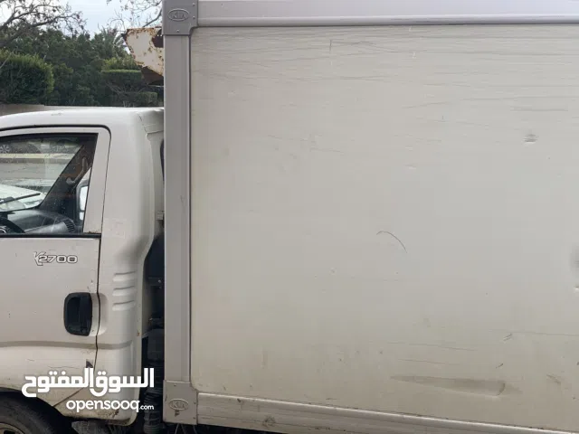 سيارة نقل حافظة بورتر