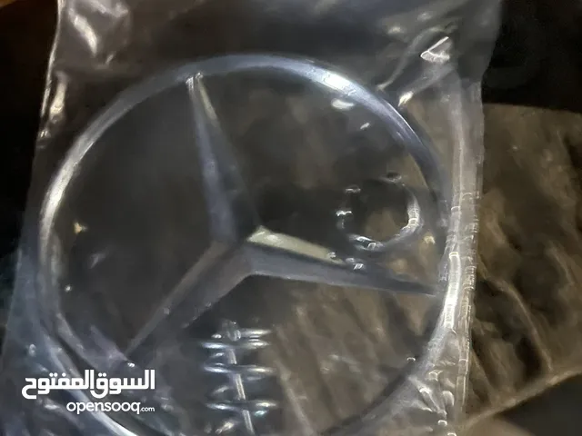 علامه مرسيدس بينز