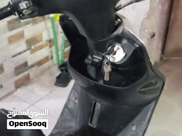 دراجة 9ازروف مكينة نضيفة ودراجة زينة 175بيهة مجال