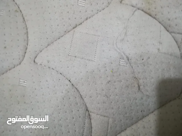 مرتبة 180،ممتازة يمشي عليهاسيارة
