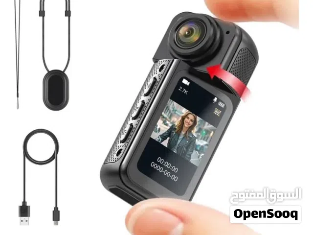 كاميرا رياضية بحجم الإبهام (Thumb Action Camera).
