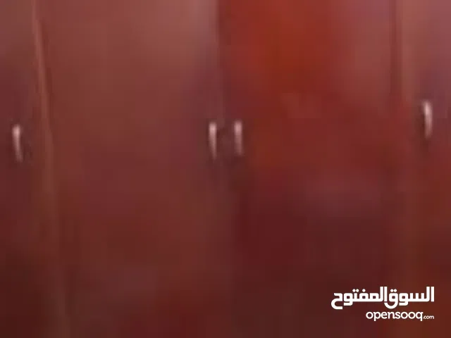 دولاب ملابس