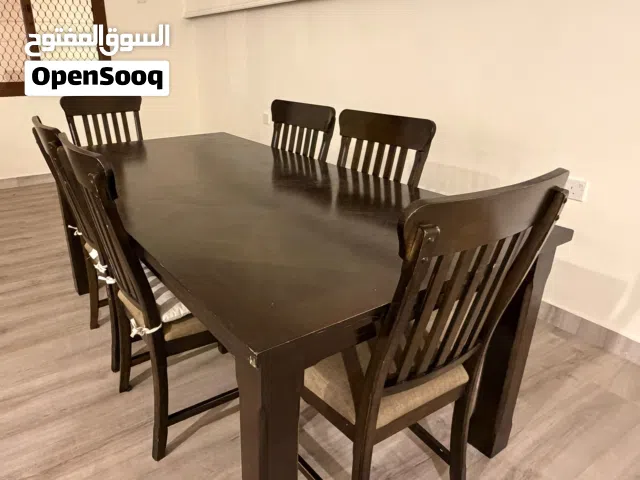 طاولات طعام