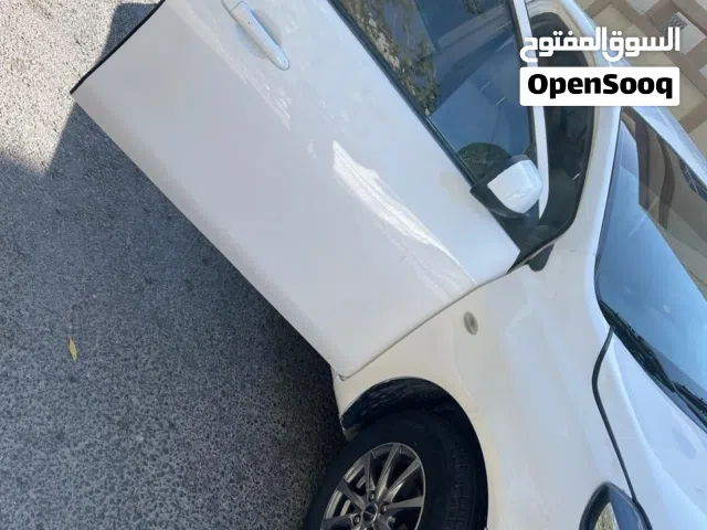 2016 Nissan Sunny Standard