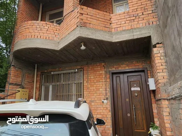 دار سكني او تجاري على شارع خدمي السريع قبل تقاطع درويش