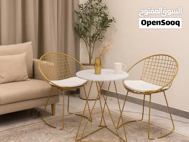 ميز استراحة بتصميم عصري