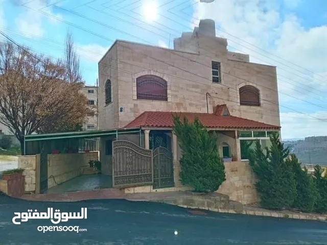 380 m2 4 Bedrooms Villa for Sale in Amman Tabarboor