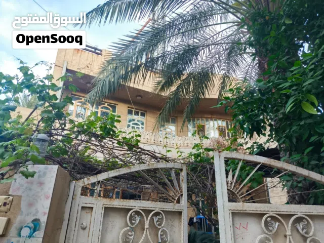 بيت في الكريعات