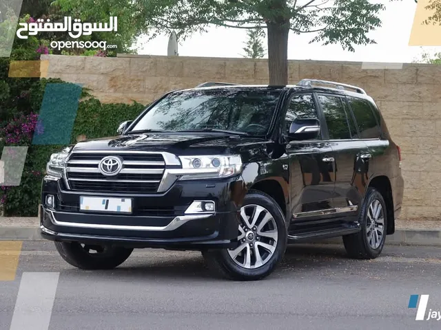 Land cruiserتويوتا لاند كروزر v8-5.7