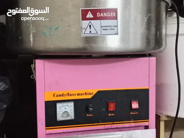 ماكنات جديده بس مستخدمه لمدة شهرين للبيع ماكينة شعر بنات وماكنة بوشار وماكنة ناتشوز وهم بحاله