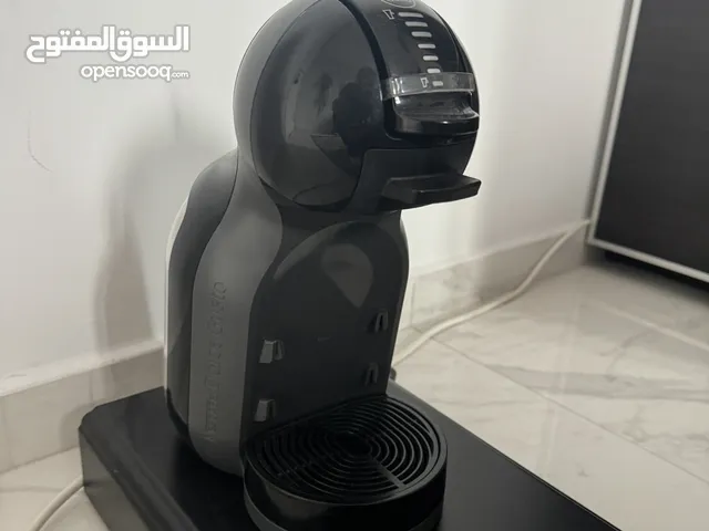 Nescafe Dolce Gusto Machine with tray for 50 capsules.