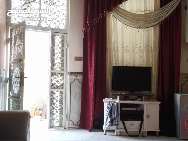 185 m2 4 Bedrooms Villa for Sale in Basra Abu Al-Khaseeb