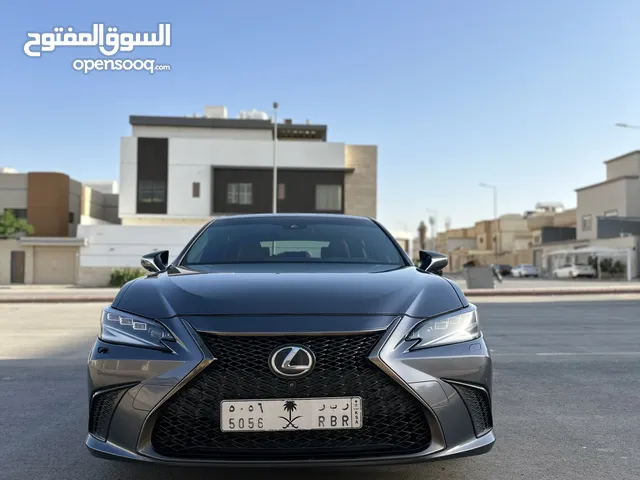 Lexus ES 350 2022 in Al Riyadh