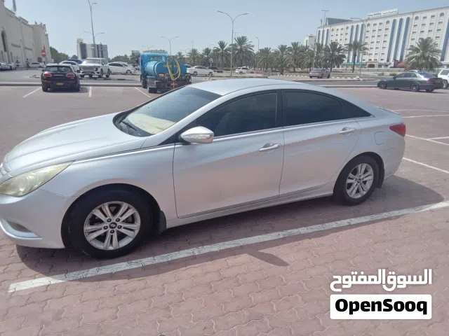 هيونداى سوناتا 2012 للبيع