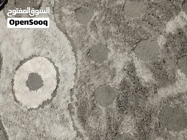 سجاد مستعمل نظيف