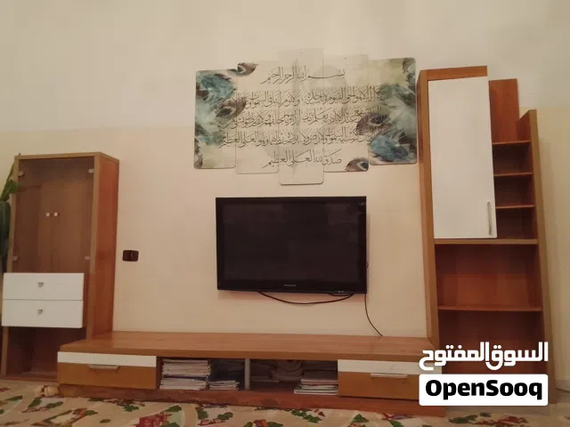 مكتبه للبيع السعر 250د