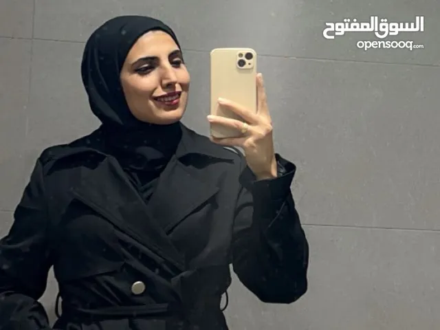 حلا احمد عساف