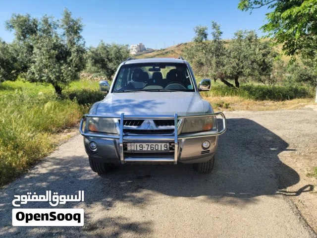 2006 ميتسوبيشي باجيرو GLX