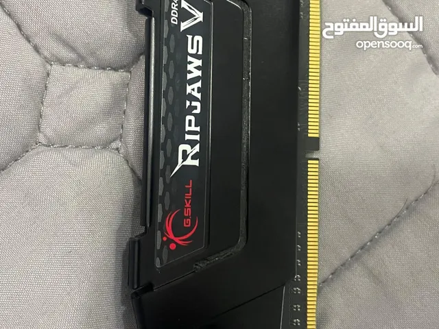 للبيع رام جيسكل G.SKILL RIPJAWS V DDR4 3600Hz CL 19-19-39 1.35V الرام نظيف و شغال 100%