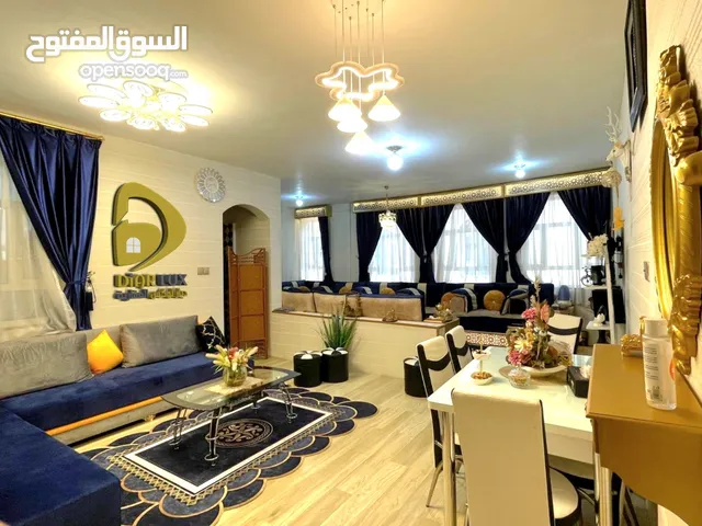 190m2 4 Bedrooms Apartments for Sale in Sana'a Bayt Baws