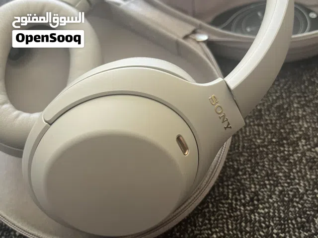 سماعة Sony WH-1000XM4 أصلية بحالة ممتازة