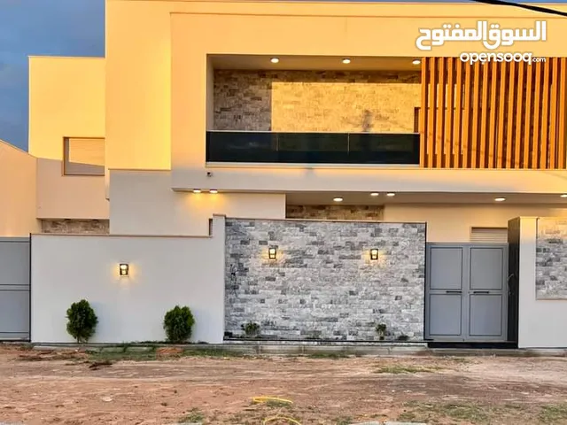 500 m2 4 Bedrooms Villa for Sale in Tripoli Ain Zara