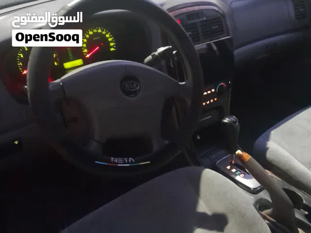 2004, كيا, اوبتيما, Standard