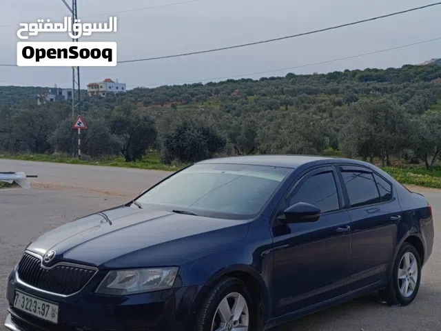 2015 سكودا اوكتافيا Standard