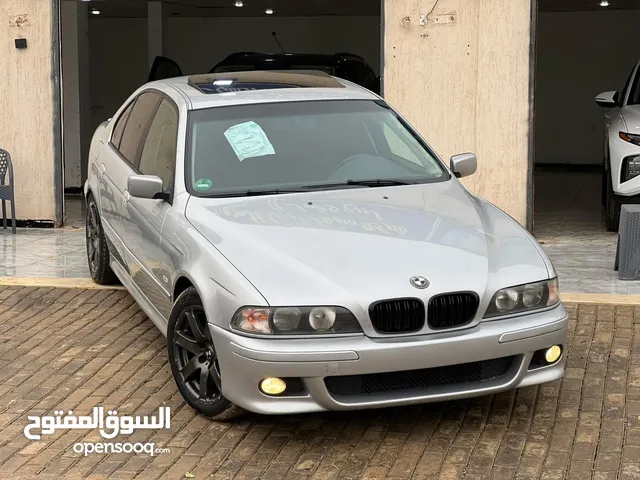 BMW E39 523i