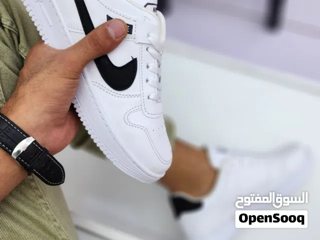 حذاء Nike رجالي