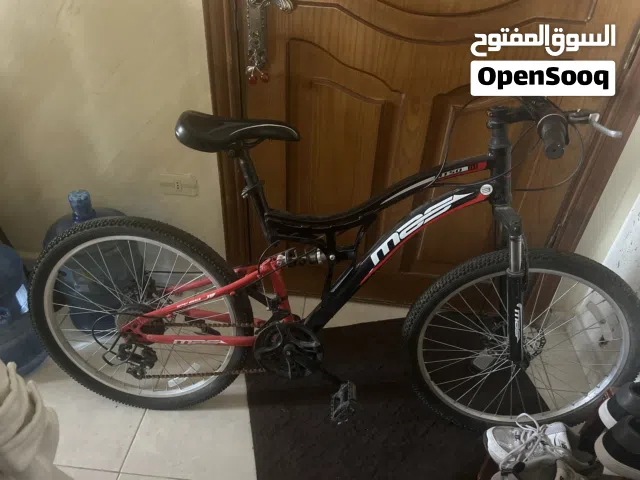 بسكليت  جبلي24جنط استعمال خفيف سنرات ممتازة و بركات ممتاز مناسب من عمر 13ل15