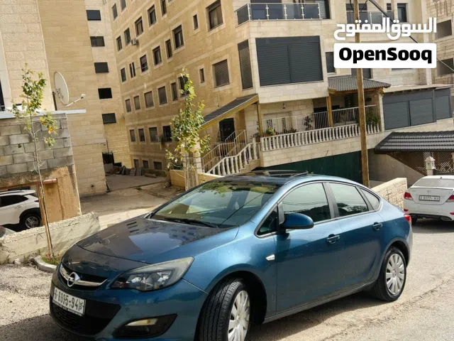 Used Opel Astra in Ramallah and Al-Bireh
