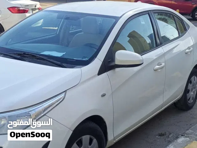 2019 Toyota Yaris E