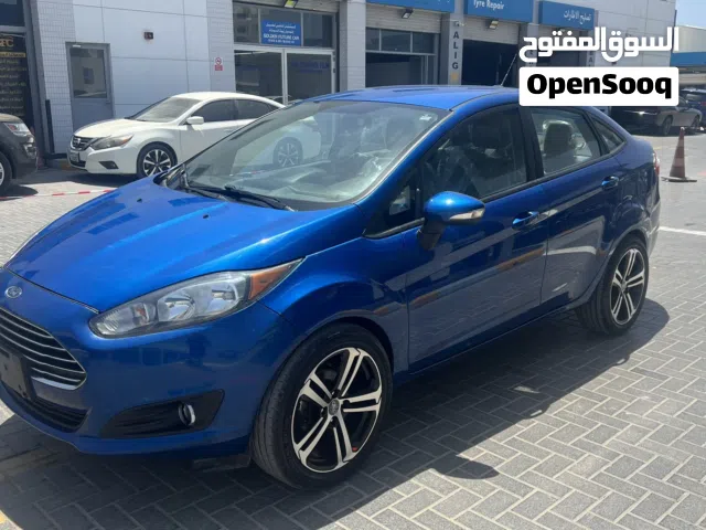 2019 فورد فييستا Standard