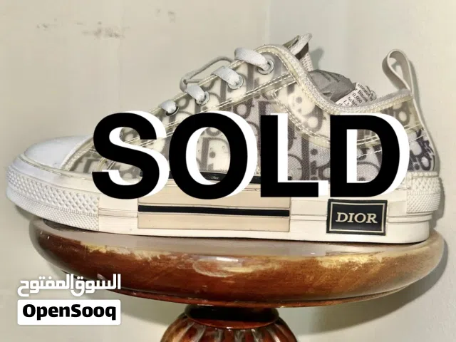 Dior B23 Low-Top Sneaker – Dior Oblique Canvas