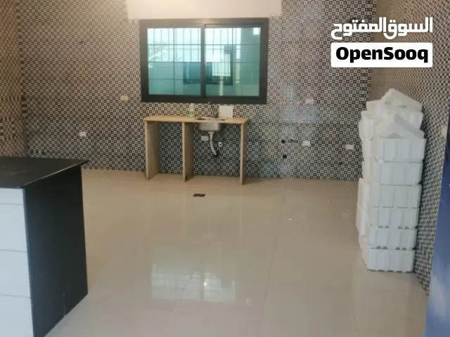 ايجار ارضي استديو في السبعة بالقرب من الخمس شوارع وجامع الامة