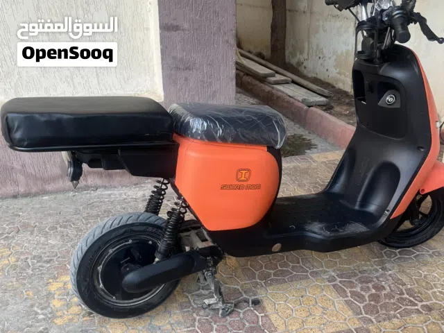 موطو شحن خمسه بطريات سرعه 65 يمشي 70 كيلو جديد للبيع