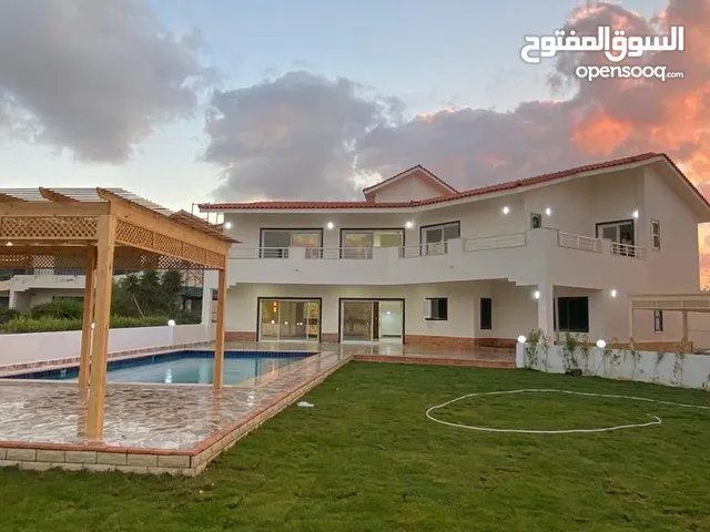 300 m2 More than 6 bedrooms Villa for Sale in Cairo Gardenia City