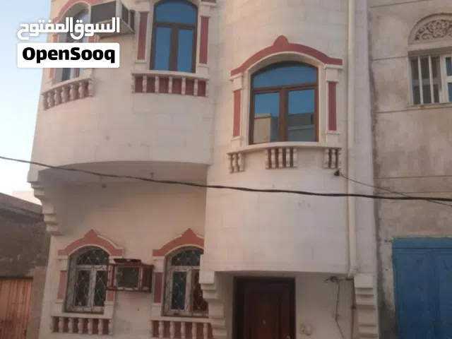 110 m2 4 Bedrooms Townhouse for Sale in Al Hudaydah Other