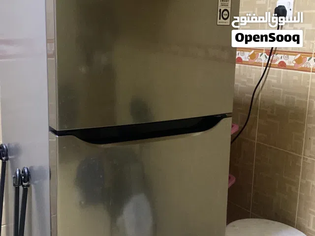 للبيع ثلاجة LG دبل باب (فوق فريزر) – حالة ممتازة