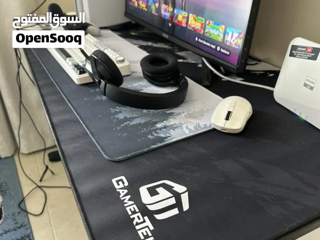 GamerTek Stading Desk