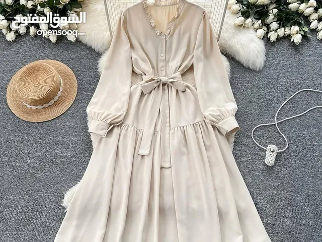 فستان نسائي طويل