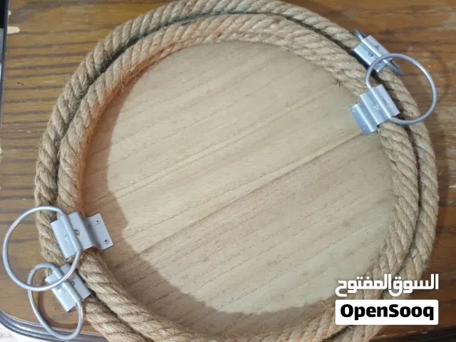 صواني خشبية بشكل مختلف للبيع