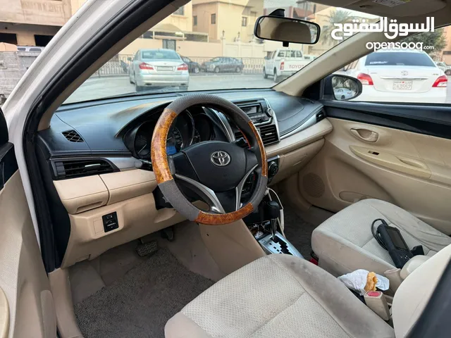 Toyota Yaris 2014 full automatic 1.3