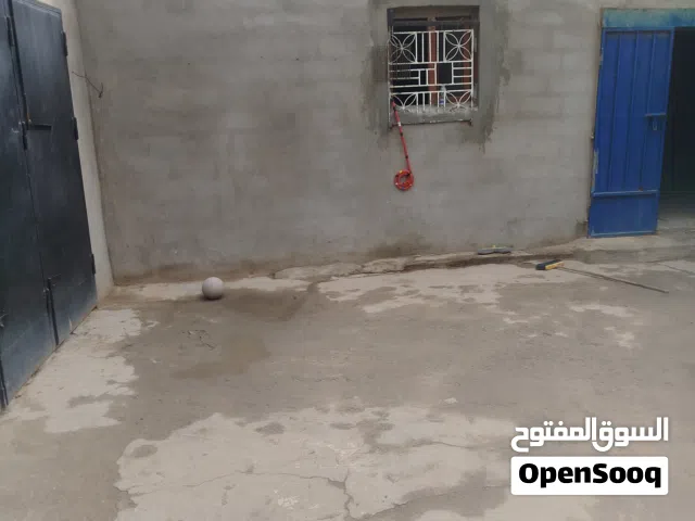 80 m2 2 Bedrooms Townhouse for Rent in Tripoli Ghut Shaal