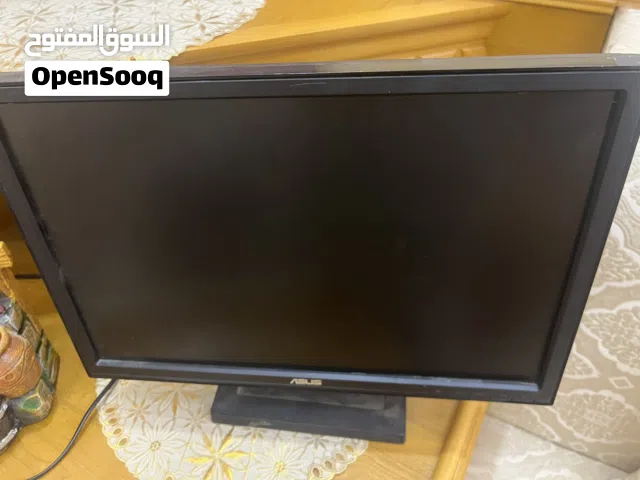 شاشة كمبيوتر بحاله جيده جدا