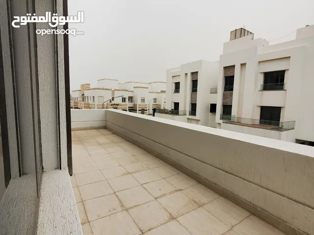10 m2 5 Bedrooms Apartments for Rent in Hawally Salam
