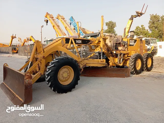 2007 Grader Construction Equipments in Sharjah