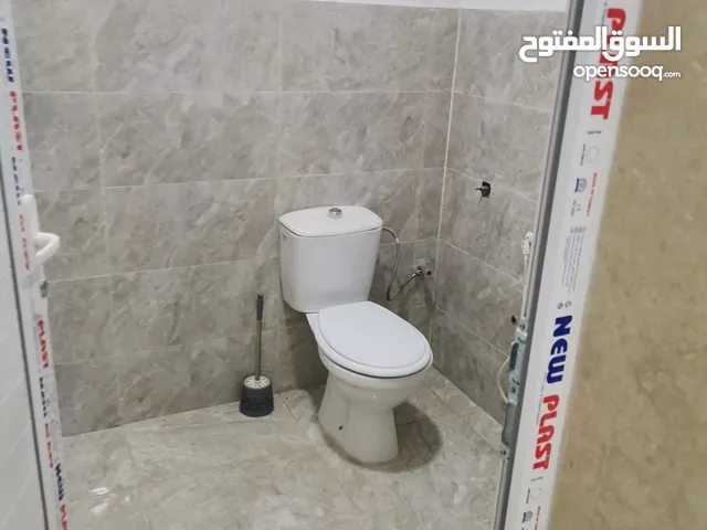 2هناقر للايجار في خلة الفرجان مقابل كلية ضباط الشرطة